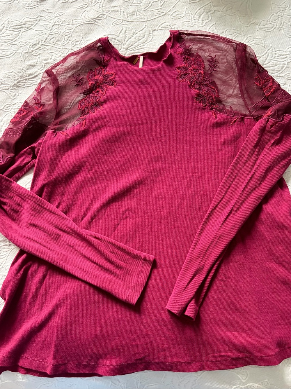 Free people medium Women's Wine Long-Sleeve Lace Yoke Tee